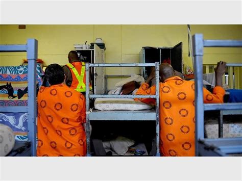South Africas Prisons 37 Overcrowded Correctional Services Lnn Vaalweekblad