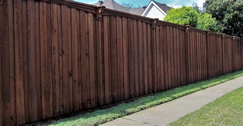 Most brands are transparent, giving off no colors are hues no matter what type of wood you put them on. Stain Colors For Fences | Tyres2c