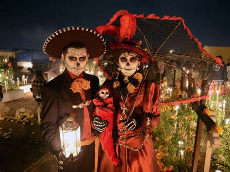 The mexican culture is a product of the mix of indigenous practices and traditions with the spanish the characteristics of mexican culture belong to an enormously diverse domain that encompasses. Mexico: A culture that celebrates darkness as an essential ...