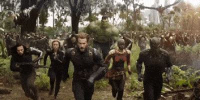 Infinity war trailer the first official movie trailer for avengers: Avengers: Infinity War directors explain those Hulk shots ...