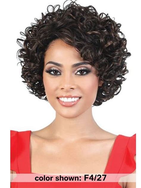 Motown Tress Silver Gray Hair Collection Stisha Wig