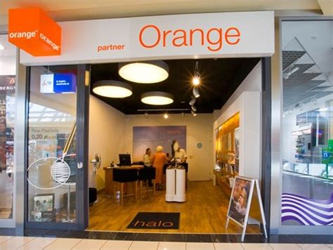 Orange Testuje Podpisywanie Umów Bez Papieru W Salonie Orange