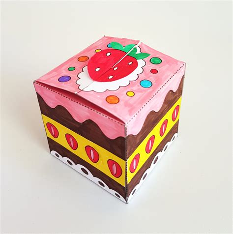 Classic small gift boxes with lids work well for most presents, but for a quirkier look you might want to consider more unusual designs. DIY paper gift box with a printable template - Ayelet Keshet
