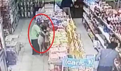 Anciano Fue Grabado Manoseando A Niña En Un Supermercado Noticiero
