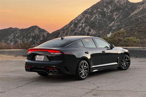 2022 Kia Stinger 25t Review A More Compelling Base Engine Cnet