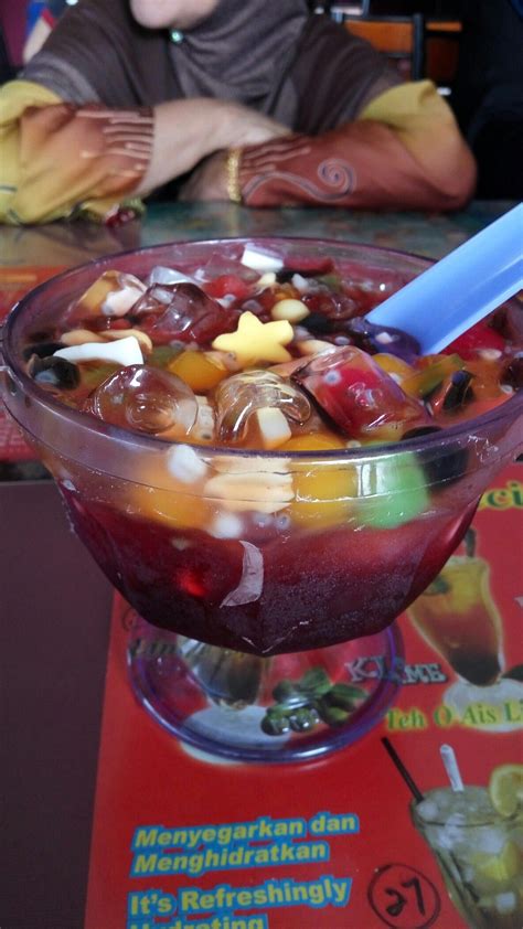 Yang ni ade longan, snow fungus. Lai chi kang (With images) | Food, Desserts, Chocolate