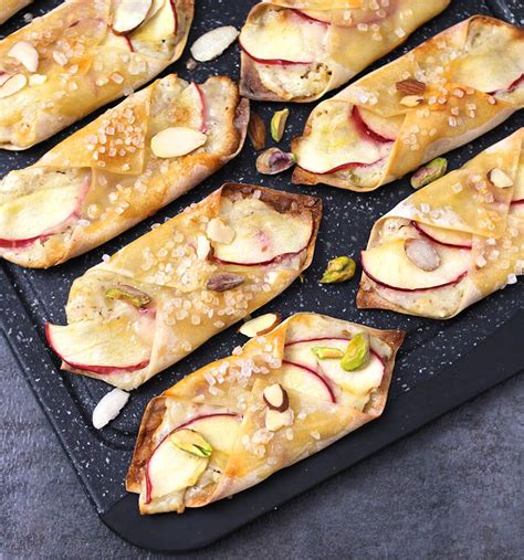 Fold one corner of the wrapper over to the other corner, and gently press down to seal edges. Apple Cream Cheese Danish With Wonton Wrappers | Recipe ...