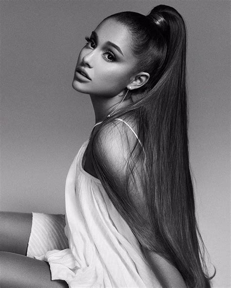 Ariana Grande Wallpaper 2021 Apk For Android Download