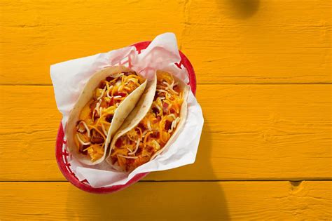 Fuzzys Tacos Plans To Open 40 Restaurants In Chicagoland Eater Chicago