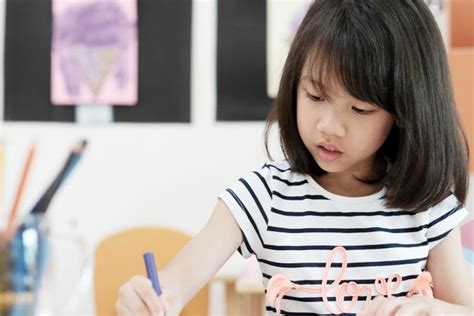 Foto 7 Cara Ciptakan Ruang Belajar Efektif Untuk Anak Tanpa Biaya Besar
