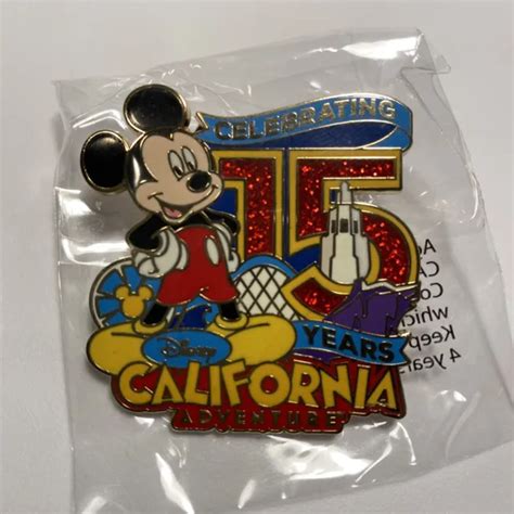 Disneyland Mickey Mouse Dlr Cast Exclusive Pin Celebrating 15 Years Ca