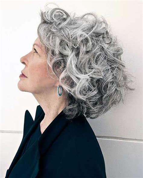 Kurze graue Frisuren für ältereFrauen über 50 Short curly hairstyles