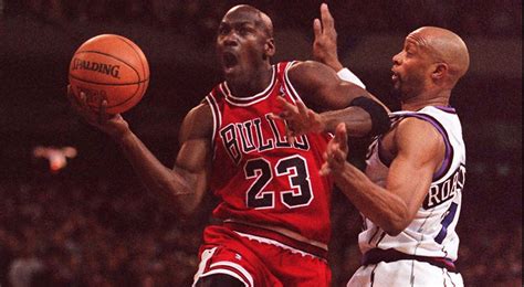 Enjoy the game between toronto raptors and chicago bulls, taking place at united states on may 13th, 2021, 8:00. Five Memorable Games Involving Michael Jordan and the Toronto Raptors