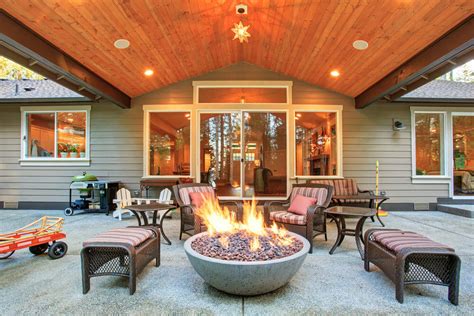 Create an attractive backyard fire pit patio space. 60 Backyard and Patio Fire Pit Ideas (Different Types with ...
