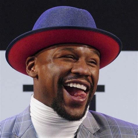 Learn about floyd mayweather's age, height, weight, dating, wife, girlfriend & kids. Floyd Mayweather Height, Weight, Age and Full Body Measurement