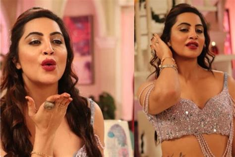 Ex Bigg Boss Contestant Arshi Khan Set To Sizzle In Bollywood Item Song