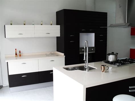 Si necesitas diseñar tu cocina nueva o estás pensando en reformar la que ya tienes, puedes obtener asesoramiento y ayuda de nuestro equipo de profesionales. Cocinas Integrales Sobre Diseño - $ 2,000.00 en Mercado Libre
