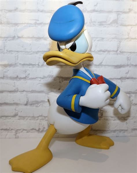 Disney Figurine Angry Donald Duck Plastic Second Half Catawiki
