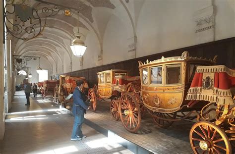 Présenté par ia services aux… lors de cette soirée, vous aurez l'occasion de visiter le salon international de l'auto de québec en exclusivité avant son ouverture officielle tout en contribuant à. Galerie des carrosses de Versailles : bienvenue au salon ...