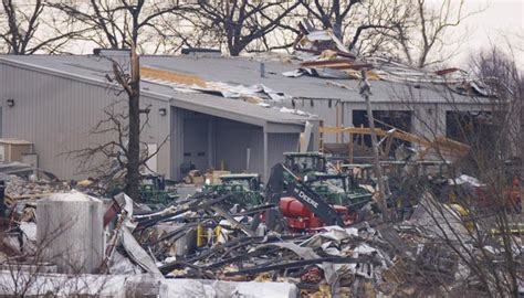 More Than 70 Killed As Tornadoes Rip Through Kentucky Other Us States