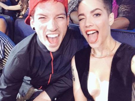 Sooo, exactly who is evan peters, halsey's new boyfriend? Ashley Frangipane and Josh Dun - Dating, Gossip, News, Photos