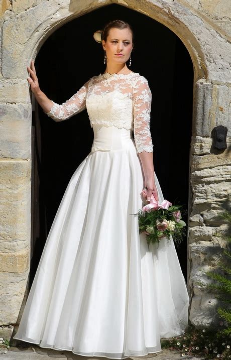 This amazing wedding dress designer is based out of barcelona. Best wedding dress designers 2015
