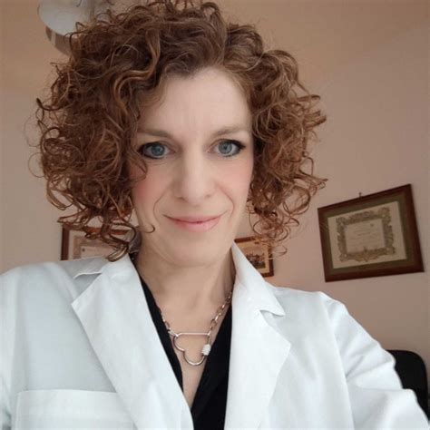 Dottssa Anna Maria Ribezzo Nutrizionista Dietologo Dietista Leggi