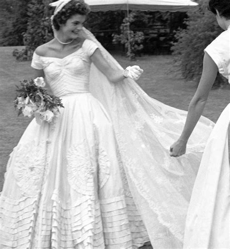 Slfmag Kennedy Wedding Dress Jackie Kennedy Wedding Iconic Weddings