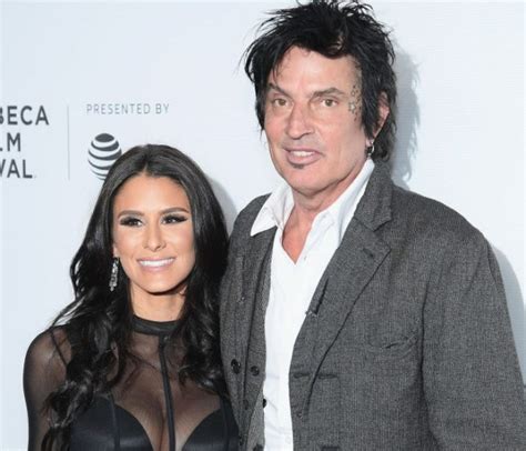 Tommy Lee Marries Girlfriend Brittany Furlan On Valentines Day Metro