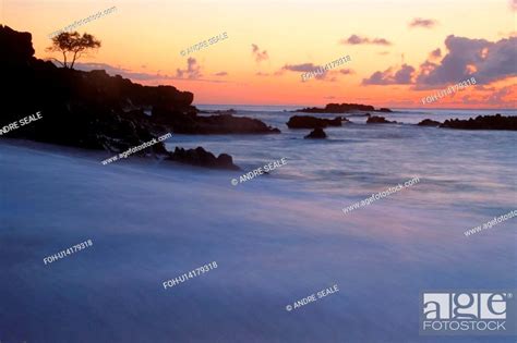 Sunset At Waimea Bay North Shore Oahu Hawaii N Pacific Stock