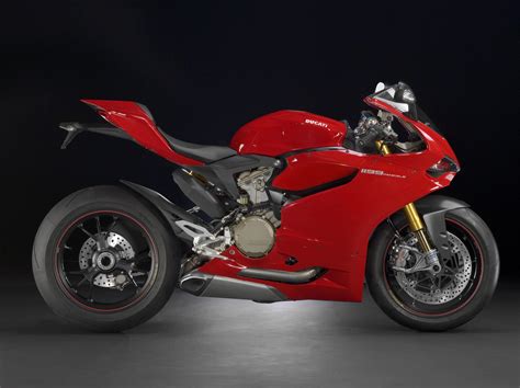 2012 Ducati 1199 Panigale Redefines The Word Superbike Asphalt And Rubber