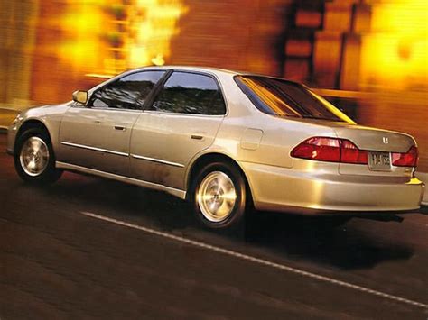 2000 Honda Accord Information