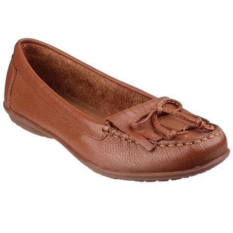 Hush puppies have a range of styles so you will have lots of shoes to choose from, including suede and leather styles. Hush Puppies Ceil Mocc Kilty Womens Slip On Shoes - Women from Charles Clinkard UK