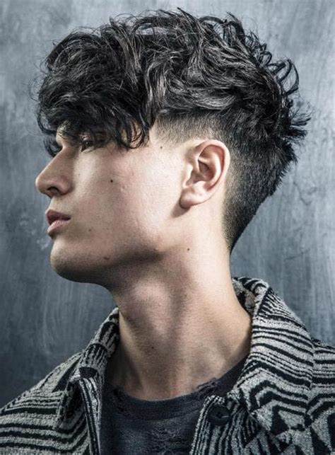 A fringe is essentially any haircut where the fringes don't have to be paired solely with undercuts or fades but can be used to create hybrid styles. 30 Best Men's Angular Fringe Haircuts 2020 | Men's Style