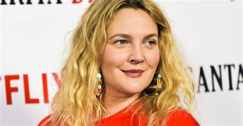Most popular drew barrymore photos, ranked by our visitors. Drew Barrymore Shares Her Favorite Beauty Products and ...