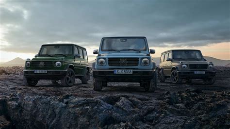 Mercedes Benz Drives In Updated G Class Off Road Suvs With A New Desert