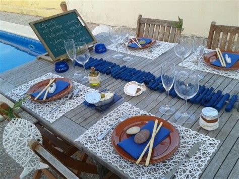 Esta casa sueca se plantea como un paraíso para amantes del mar. Decoracion de mesa de terraza marinera. (con imágenes ...
