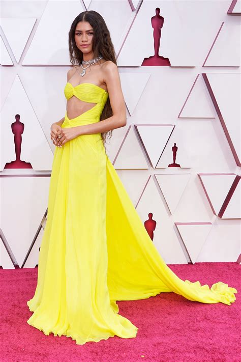 Zendayaoscars2021redcarpetshowccasion Showccasion