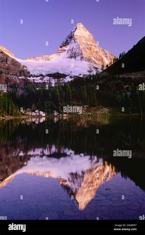 Rockies Mountain Peak Hi Res Stock Photography And Images Alamy