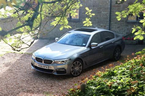 I'm shortly going to px my 2011 520d m sport touring, finished in space grey. BMW 520d M Sport Saloon - Car Review - Car Indicators
