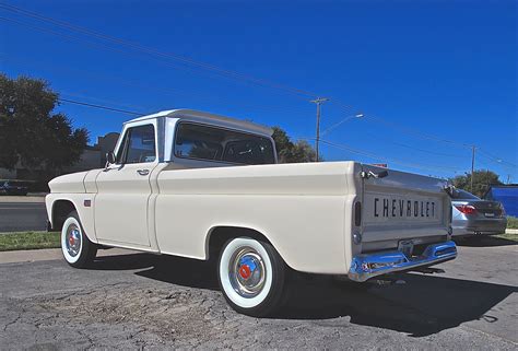 Early 60s Chevrolet C10 Pickup On Burnet Road Atx Car Pictures Real