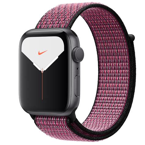 Like previous apple watch models, the series 5 also monitors your steps and exercise output, and delivers up to 18 hours of battery life. Apple Watch Series 5 (GPS) - 44毫米太空灰鋁金屬錶殼配Nike運動手環 價錢、規格及用 ...
