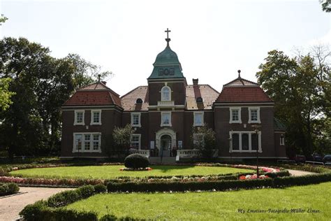 80 meter vom deich & hafen neuharlingersiel: Haus am Park - Ferienwohnungen - Neuharlingersiel