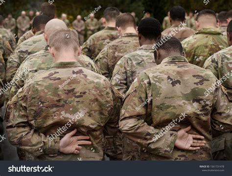 Soldier Praying Images Stock Photos And Vectors Shutterstock