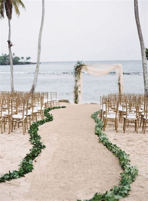 20 Stunning Beach Wedding Ceremony Ideas Backdrops Arches And Aisles Emmalovesweddings