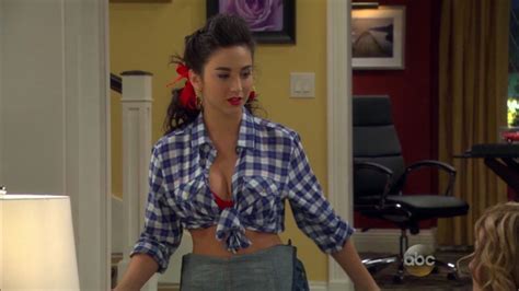 Molly Ephraim Hot Bikini Images Sexy Photos Videos