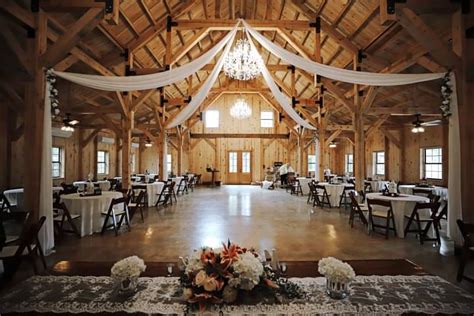 Beautiful And Affordable Rustic Barn Wedding Venue