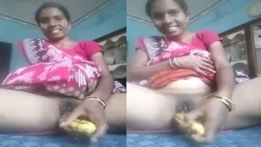 Mallu Aunty Fucking Pussy With Banana South Indian Sex Video