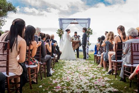 an intimate country wedding at kahua ranch in waimea hawaii