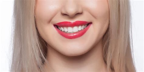 Kandungan antibakteri pada garam akan membunuh kuman yang menyebabkan gigi berlubang. Melsmo Shop: Tips Memutihkan Gigi Dengan Mudah